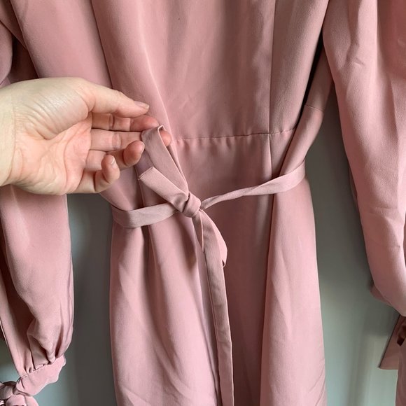 Topshop Blush Colored Long Sleeve Wrap Dress Sz 6 - Picture 6 of 9